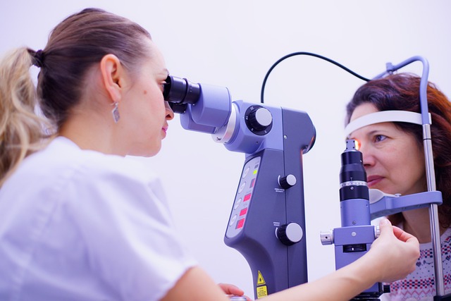 Degeneración Macular Asociada a la Edad (DMAE)